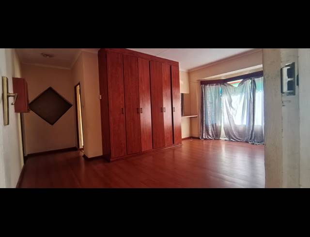 3 BEDROOM HOUSE FOR SALE IN DANA BAY